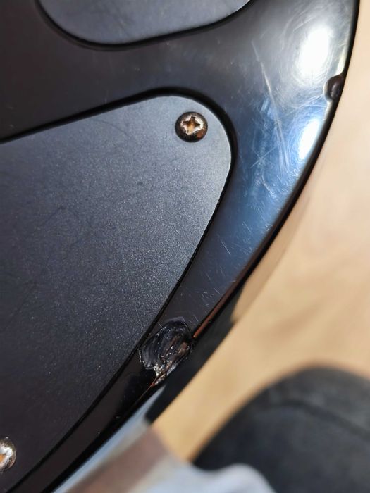 Ibanez RG570 с DiMarzio и куфар. Японска (FujiGen) електрическа китара