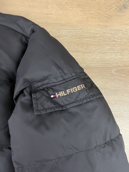 Tommy Hilfiger пухенка размер М