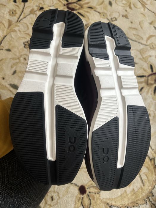 Кроссовки уан бестселлер