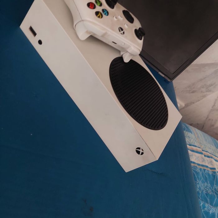 Xbox series S - 150000 тенге