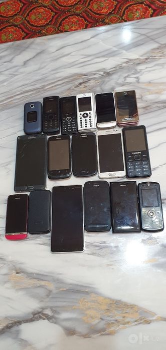 Telefonlar sotiladi