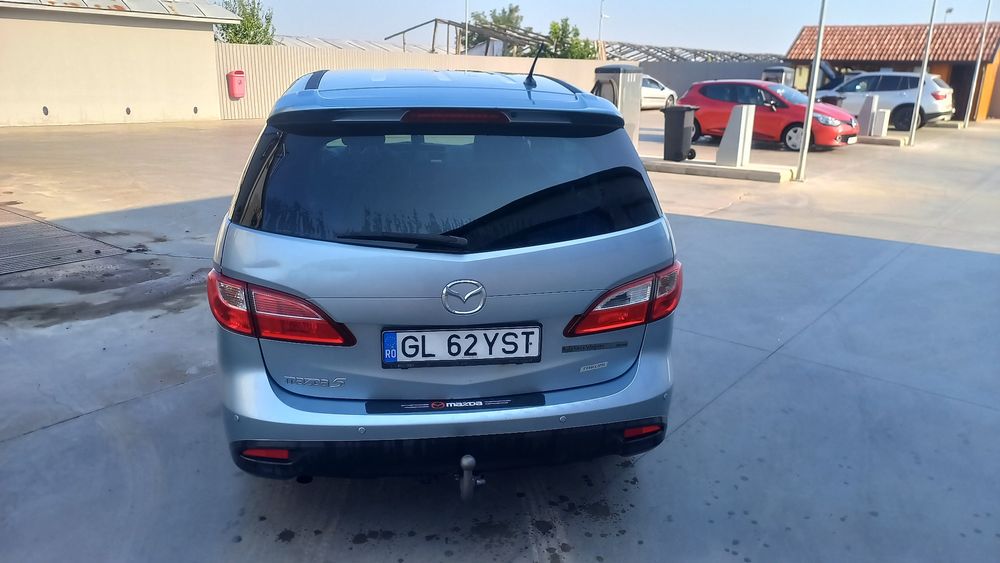 Vând Mazda 5 cu 7 locuri