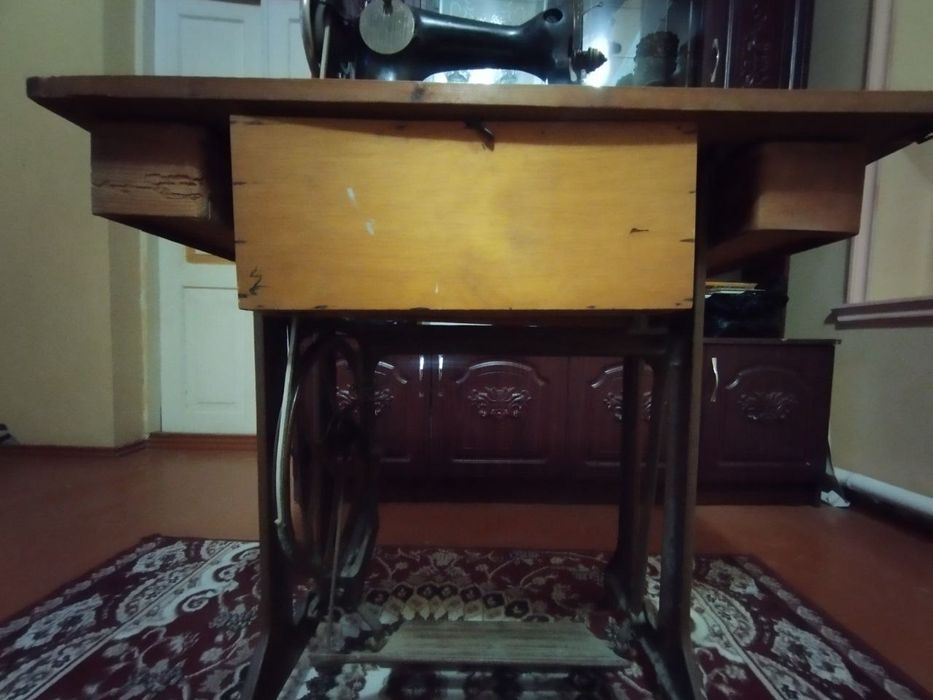 Tikuv mashina sotiladi