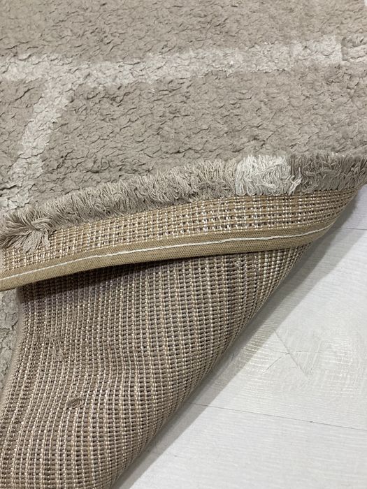 Продам ковер б/у + дорожка в подарок!