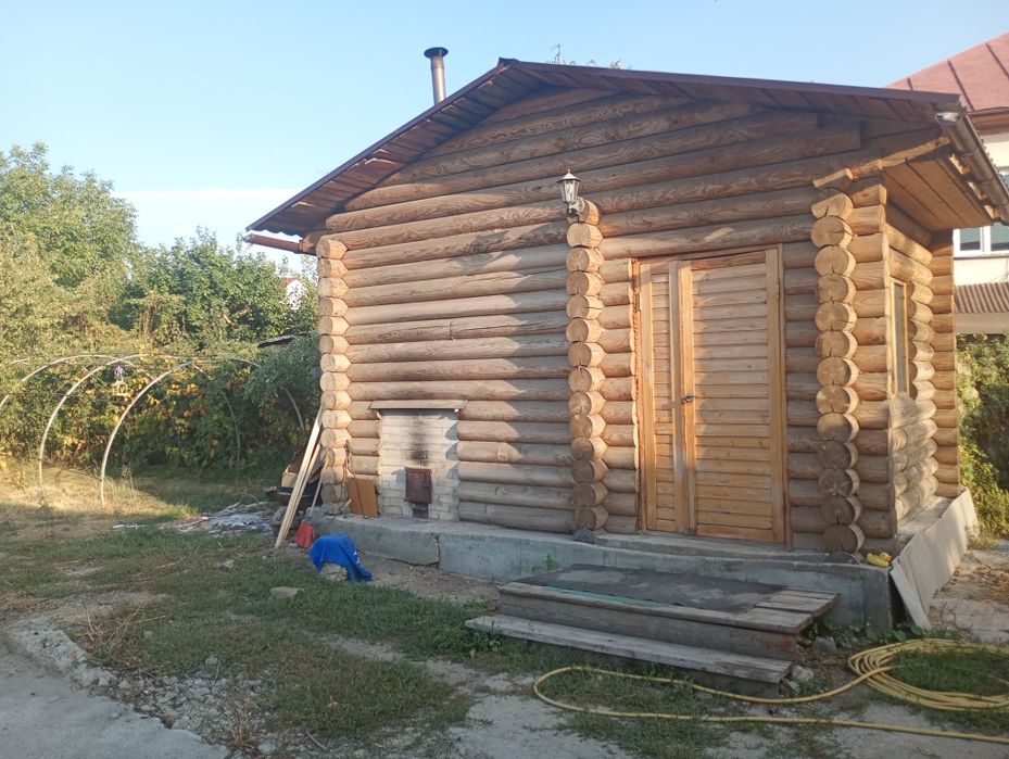 Продается Два Дома баня из бруса  в Есик