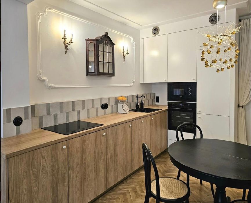 Дава се под наем Тристаен апартамент в София, Център - 72 кв.м за 1000 € - Снимка #3