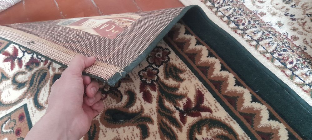 2та Гилам сатылады...