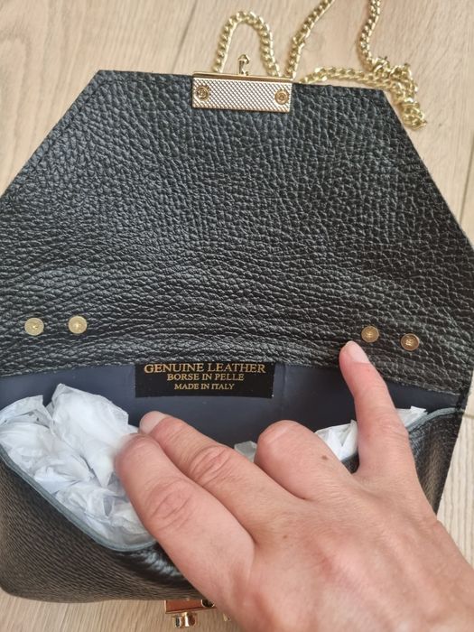 Нова чанта от естествена кожа