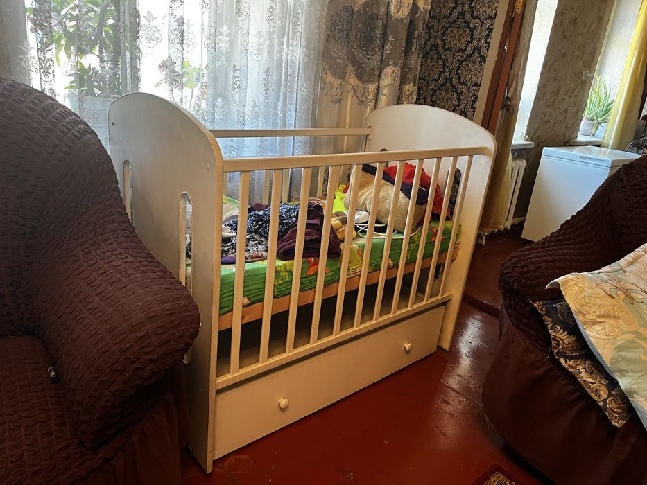 Продается кровать качеля