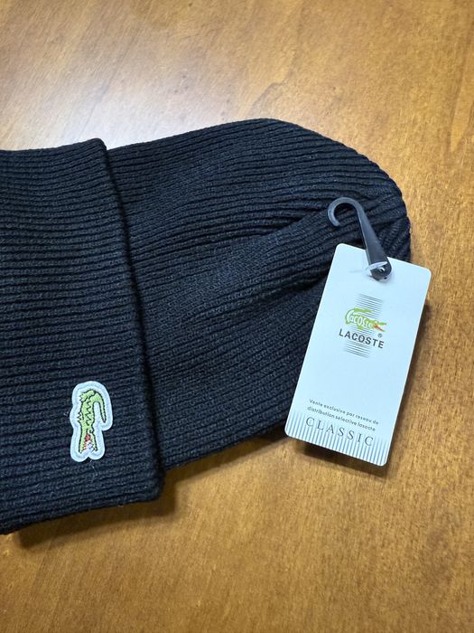 Caciula Fes Lacoste noua/new unisex