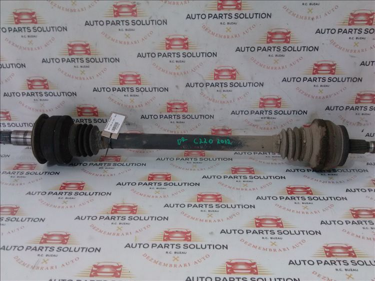 planetara dreapta mb c 220 an fabr. 2012