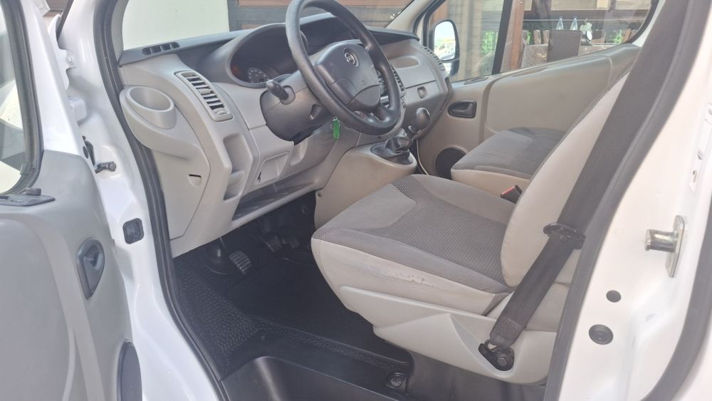 OPEL Vivaro 2014 — imagine 5