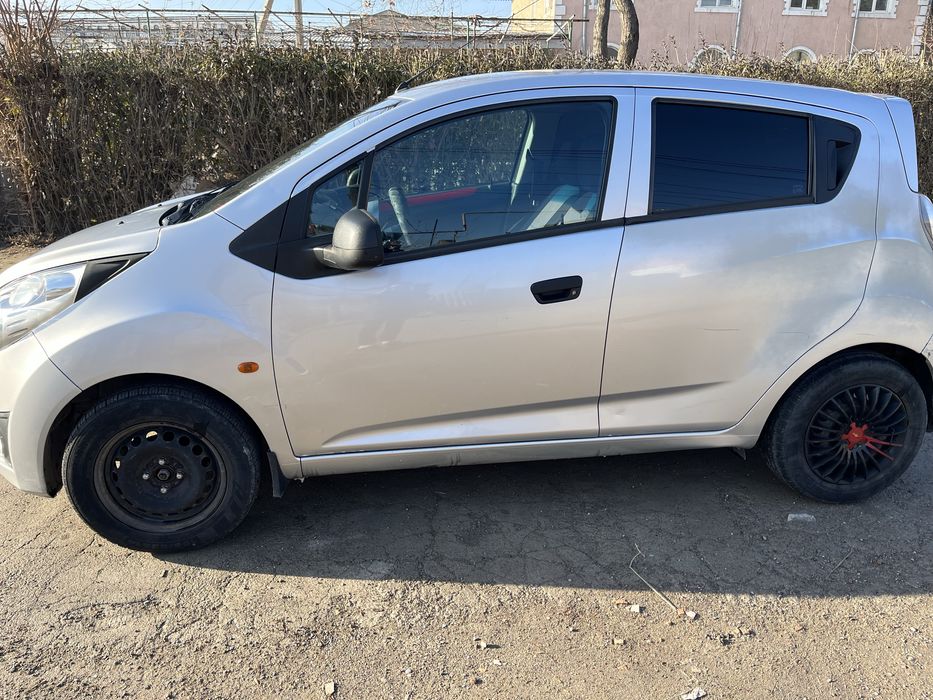 Spark srochna sotiladi holati yaxshi pul zarurligi uchun sotiladi