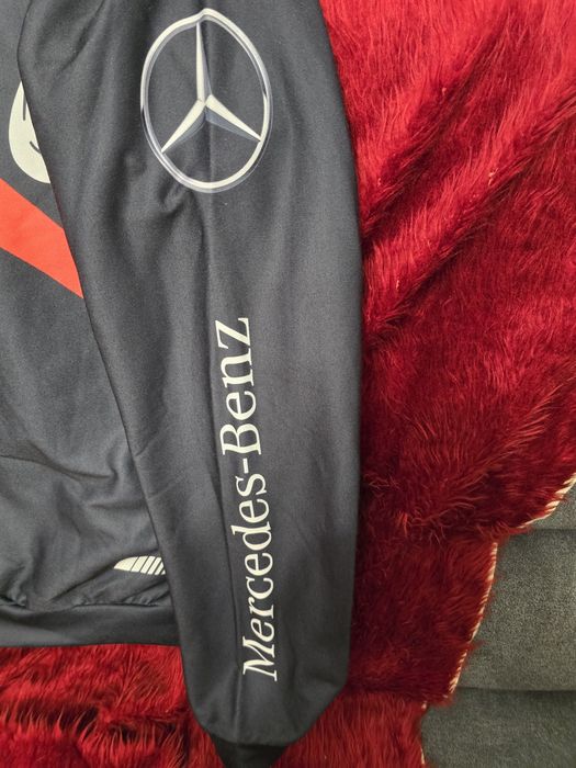 Работен комбинезон mercedes и фланела mercedes