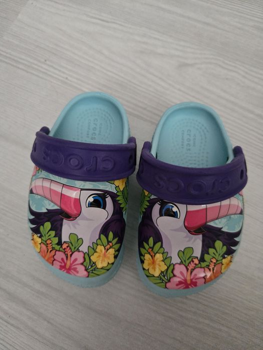 Детски Crocs чехли/сандалки светещи, размер 20-21