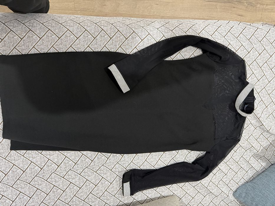 Платье футляр короткое