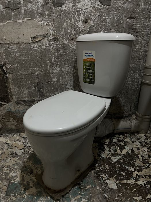 Продам унитаз