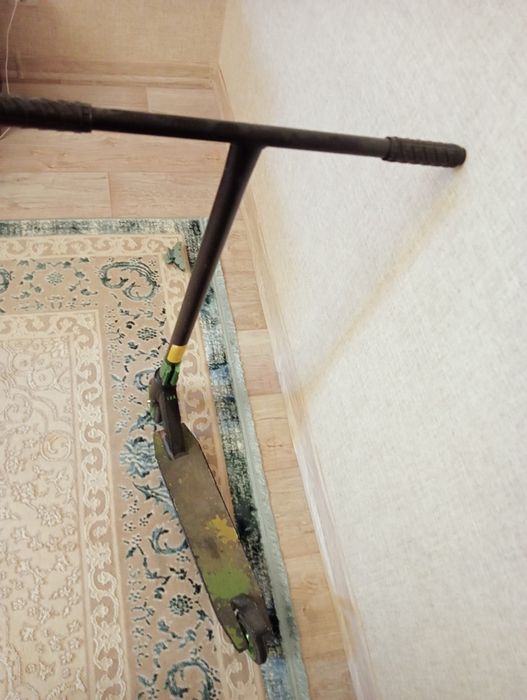 Самокат в отличном состоянии,