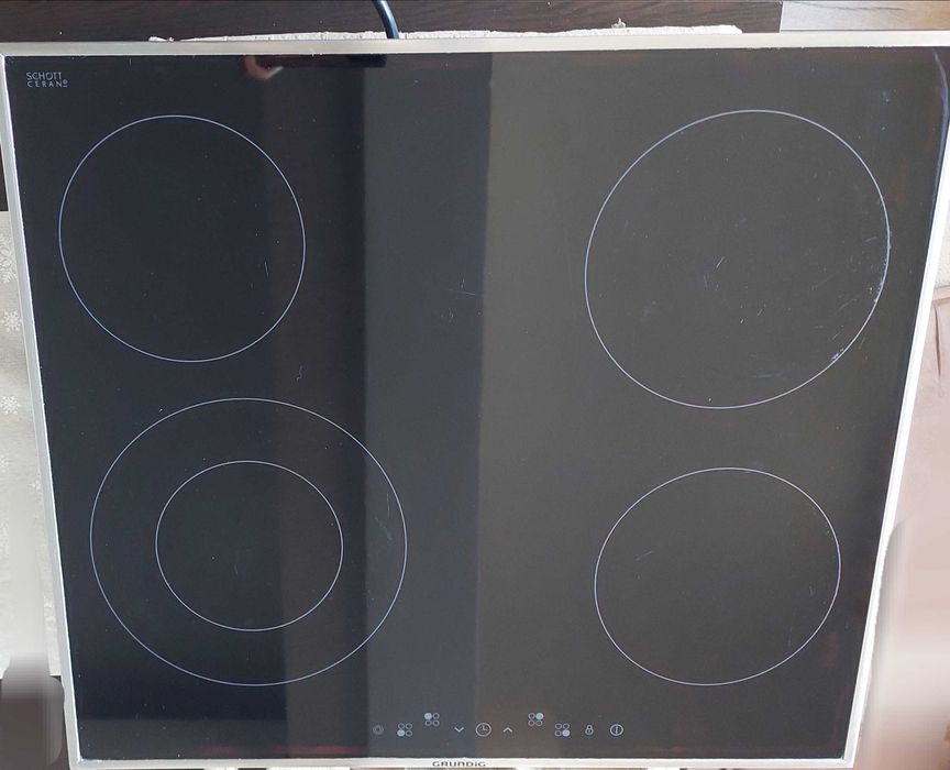 Плот за вграждане GRUNDIG GIEV 613420 E / вградени котлони