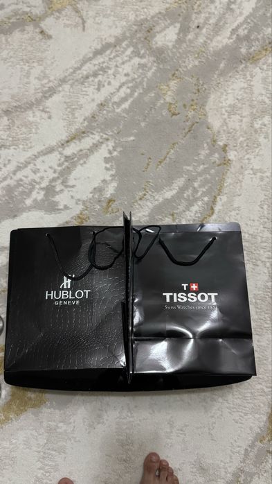 Продам мужские часы