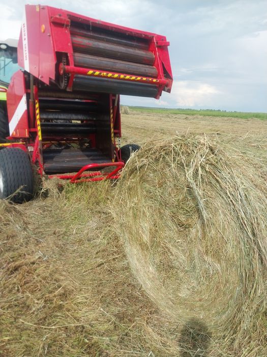 Продам сено в  рулонах 120*120
