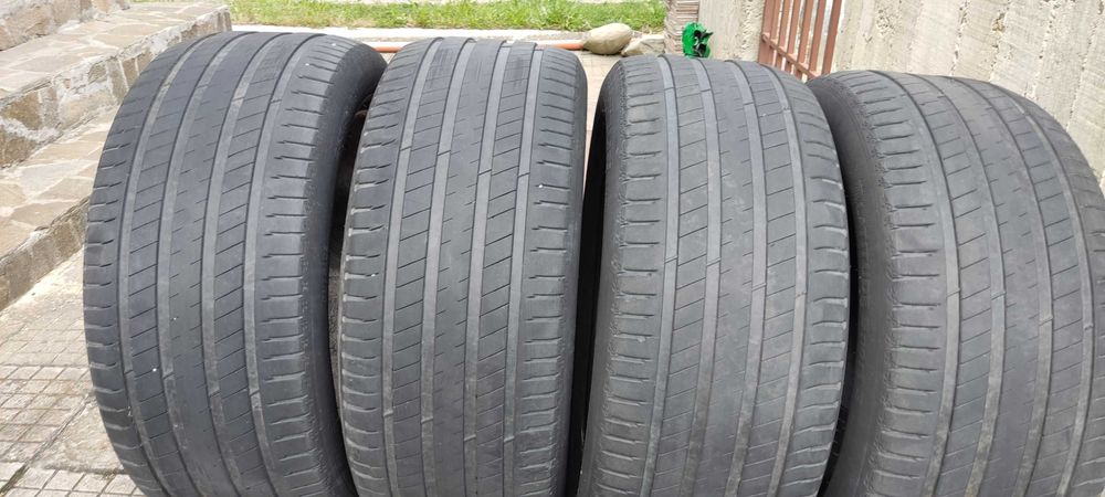 Продавам 255 50 19 летни Мишелин