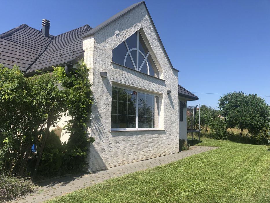 Casă individuală Iris, | 121 mp utili | Teren 912 mp | Curte si panorama superbă