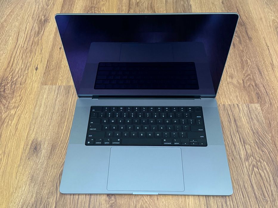 16' Apple MacBook Pro M1 MAX 2021 Space Grey 64GB RAM/1TB SSD/Бат 12ч