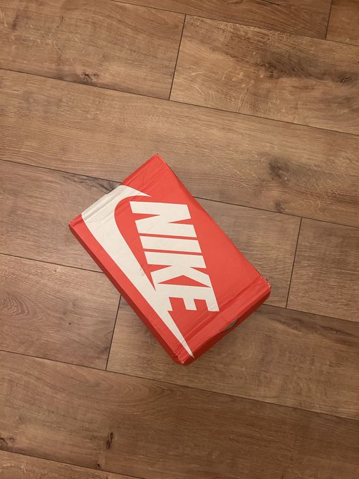Nike vomero 5 черно белые