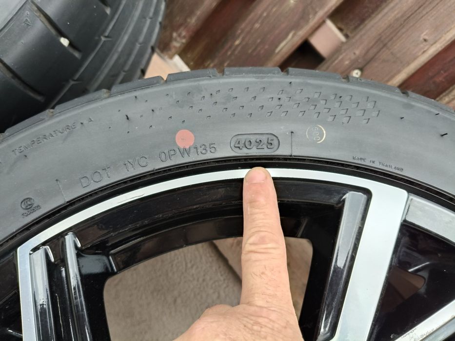 De vânzare set jante Audi 19" et35