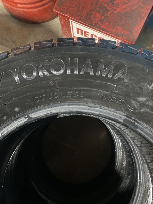 Yokohama 285/60 R18