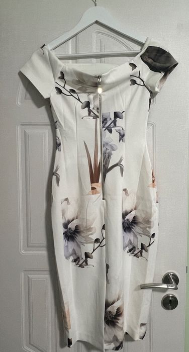 Нова рокля Ted Baler размер 0 ( xs )