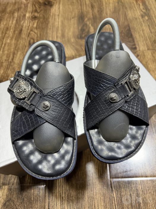 Hugo Boss Тапочки 43-44 раз