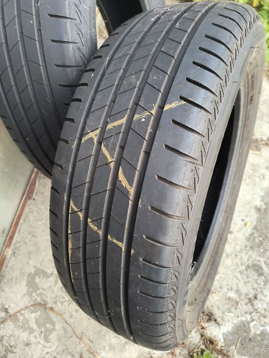 Set 4 Anvelope Vară 215/60 R17 96H Bridgestone Turanza T005