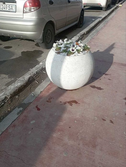 бизнинг маҳсулотларимиз арзон ва сифатли.