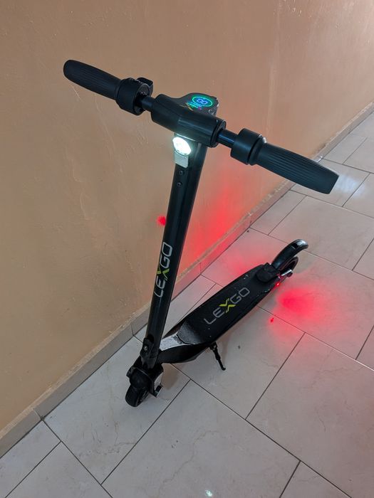 Trotinetă Electrică LexGo R8 Lite - Ca Nouă (Doar 41km)