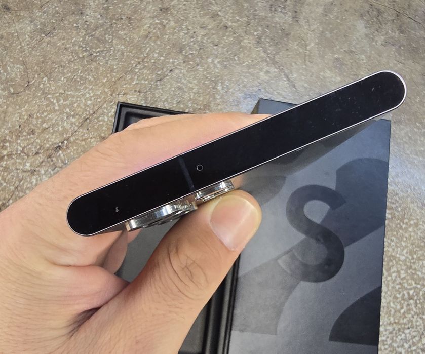 Samsung S22 Ultra 12/256Gb Vietnam