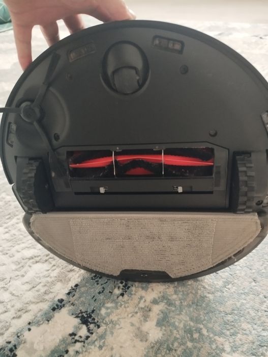 Продается робот пылесос в отличном состоянии