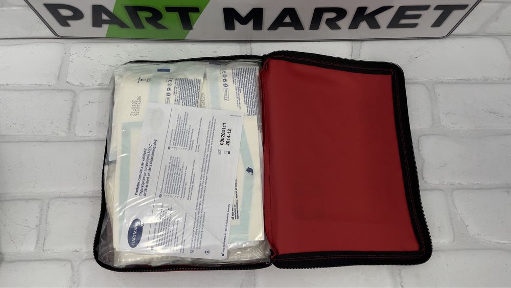 Оригинална Аптечка AUDI 4H0860282