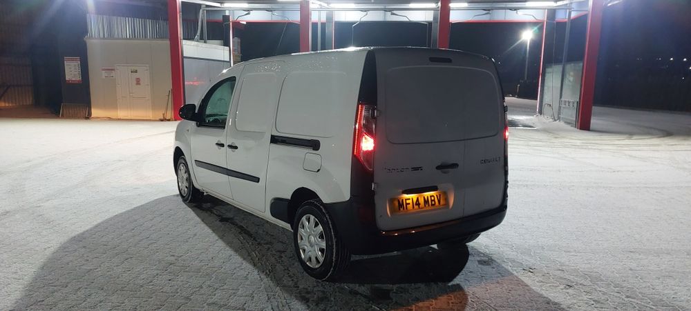 Renault Kangoo din 2015 motor 1.5 dci Volan pe dreapta Anglia