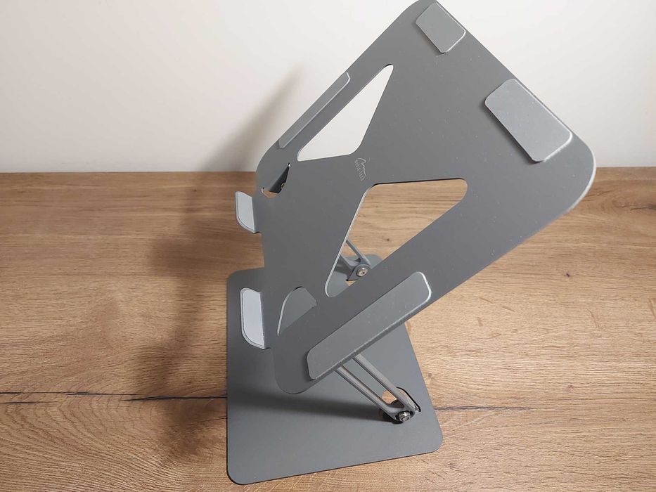 Suport stand metalic laptop sau tableta gri inchis inaltime reglabila