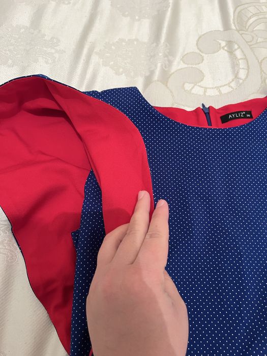 Продам синее платье