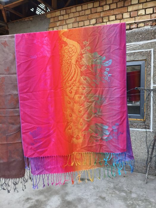 Продам женские платки