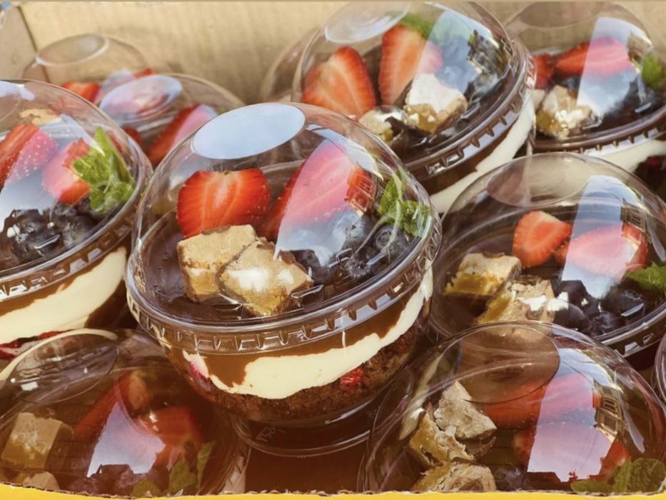 Одноразовая посуда стакан