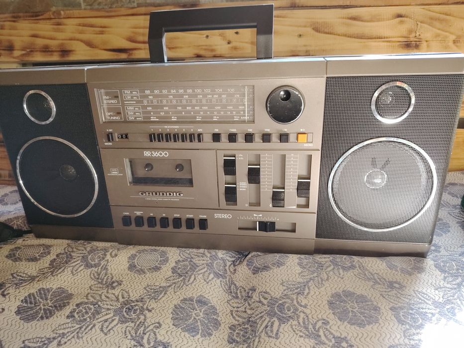 Grundig RR3600 boombox