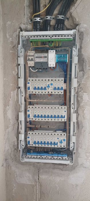 Электрик , электромонтаж.