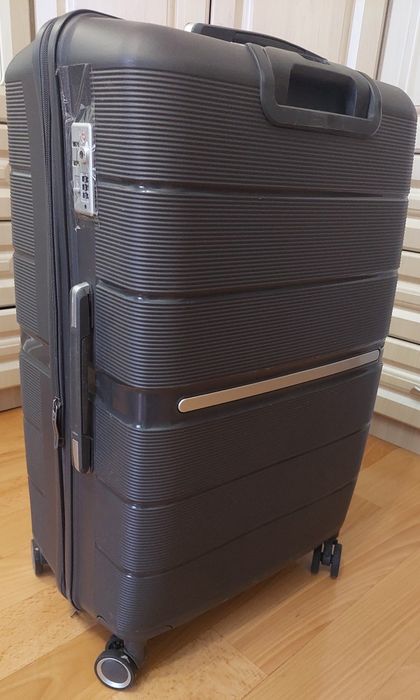 Чемодан большой полипропиленовый