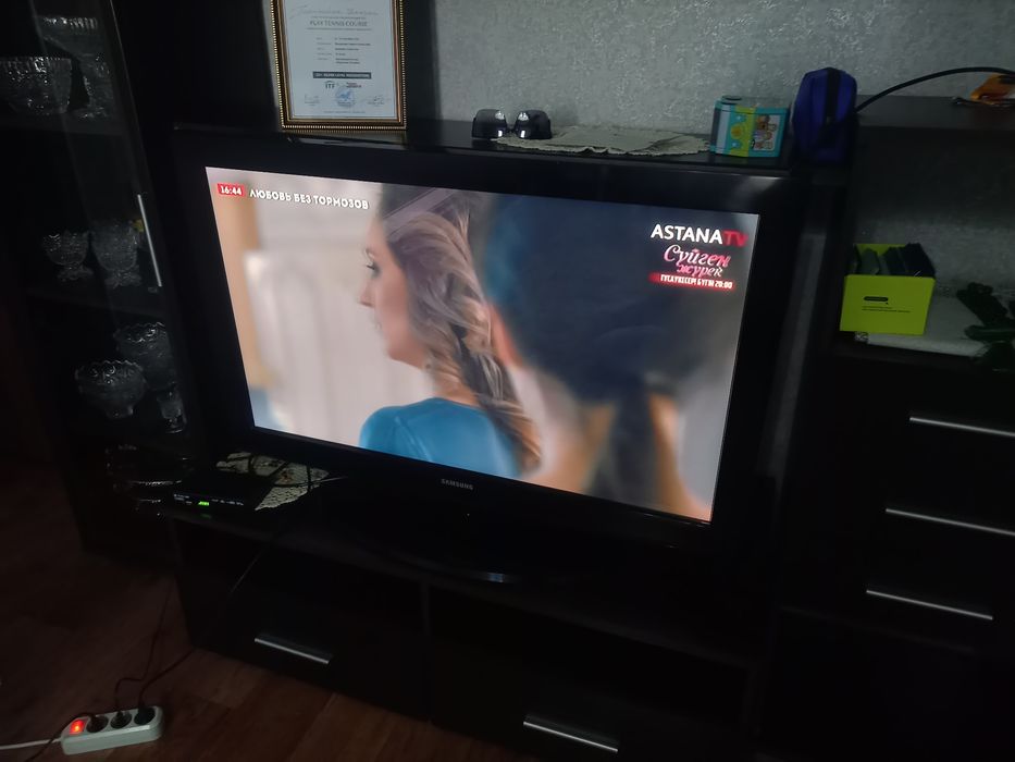 Плазменный телевизор самсунг