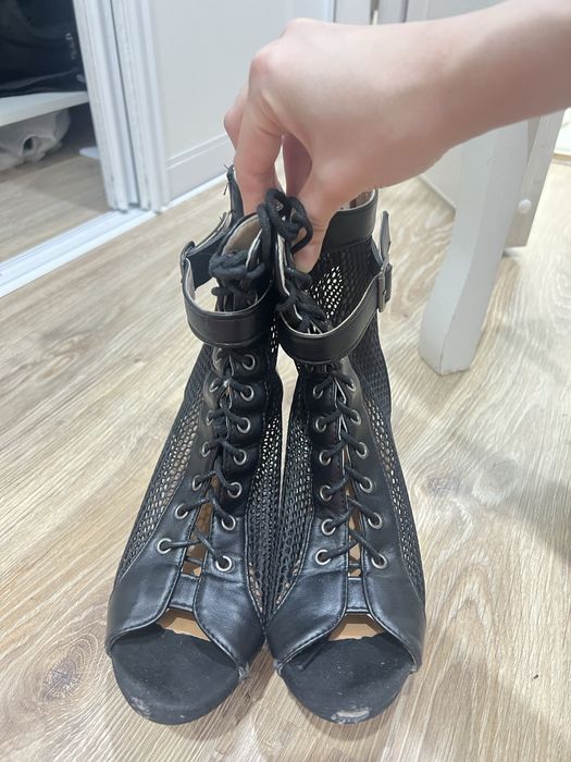 Туфли хилсы для танцев