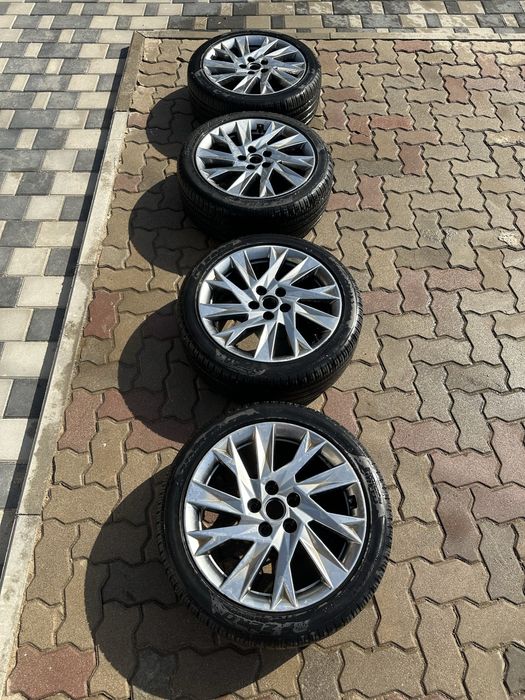 Продам диски с резиной